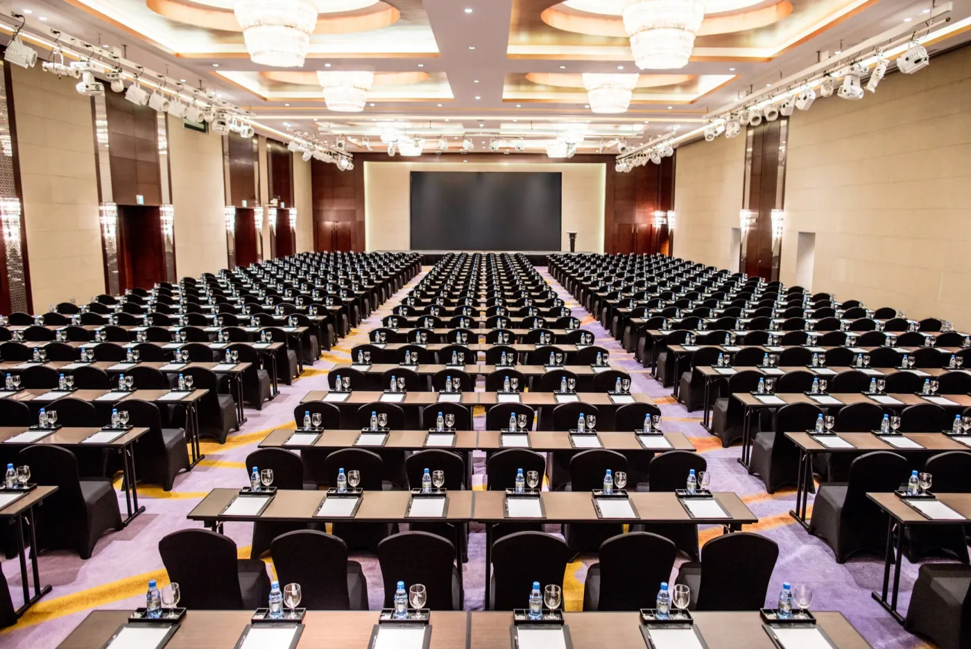 Khách sạn InterContinental Hanoi Landmark72