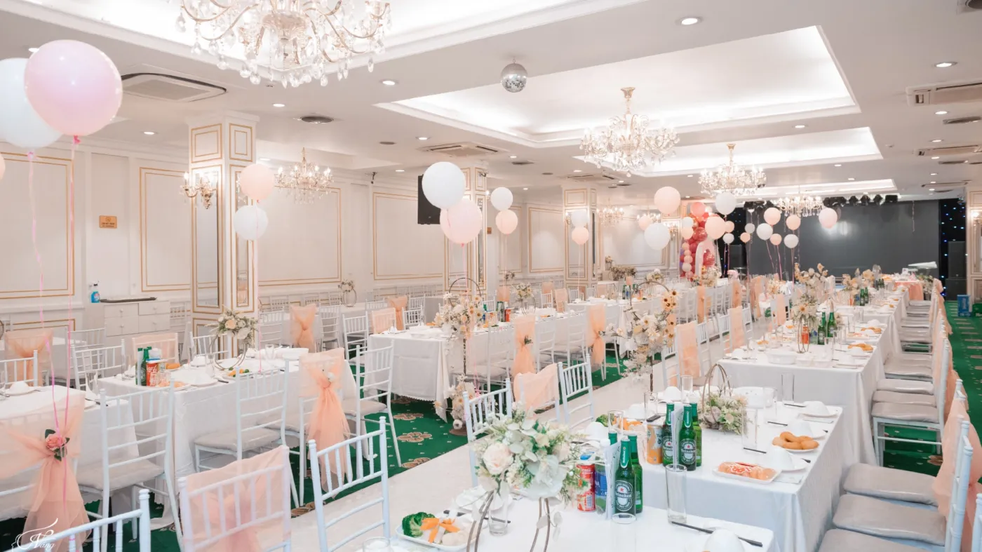 Nghiên cứu và so sánh các lựa chọn trung tâm hội nghị