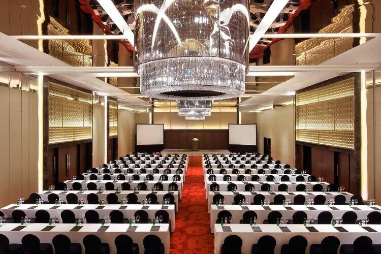 https://dongkhoipalace.vn/web_auth/